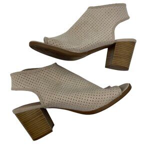 Seychelles Booties Womens Size 8.5 Perforated Peep-Toe Sandals Chunky Heel Tan